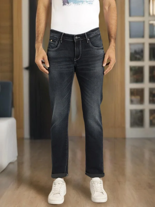 Men Trenton Fit Jeans